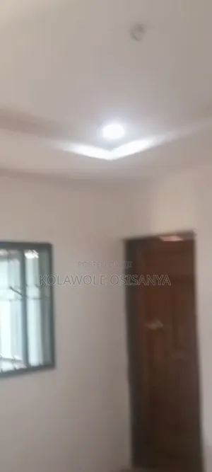 Mini Flat in Idimu for rent