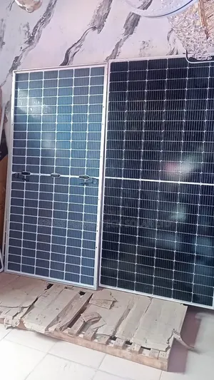 600watts Jinko Solar Panel