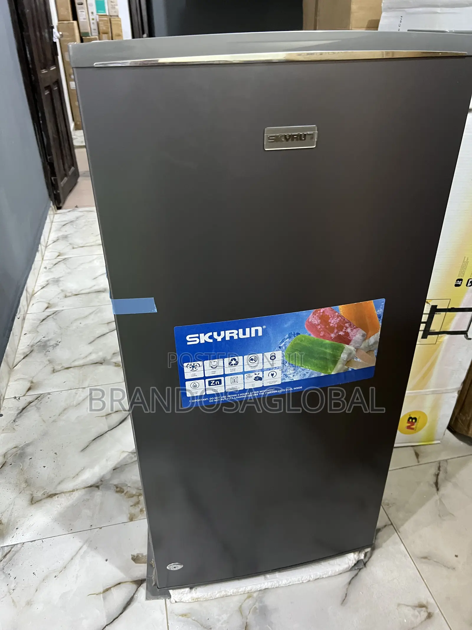 Skyrun 160l Refrigerator – Compact Space-Saving Design