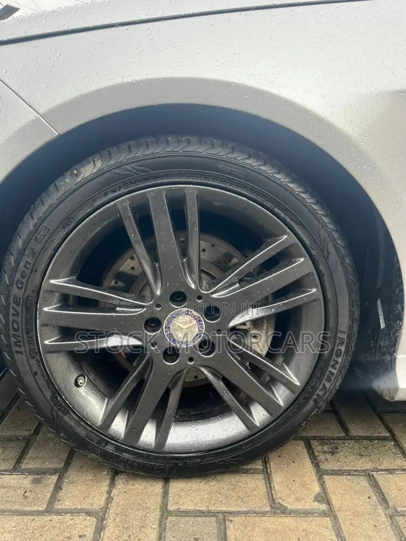 Mercedes-Benz E350 2014 Silver