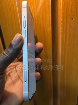 Apple iPhone 12 64 GB White