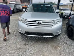 Toyota Highlander Limited 2012 Silver