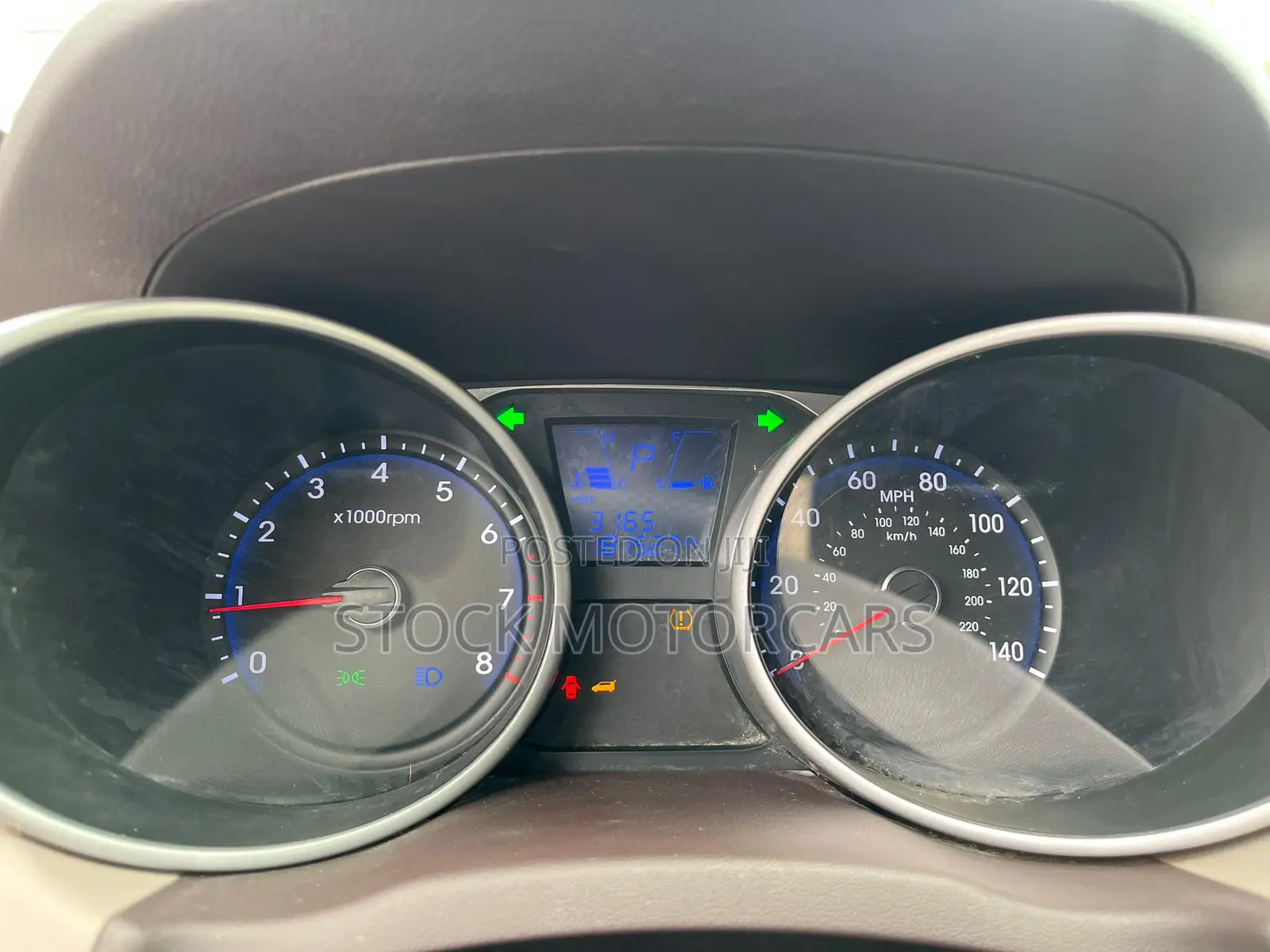 Hyundai Tucson 2013 Red