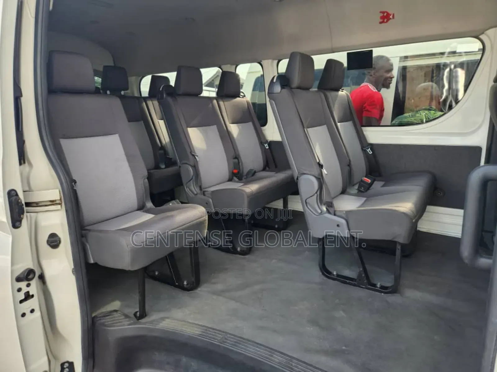 Toyota HiAce 2022 White