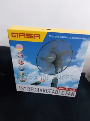 Quasa 18” Battery Operated Standing Fan
