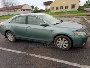 Toyota Camry LE 4dr Sedan (2.5L 4cyl 6AM) 2010 Green