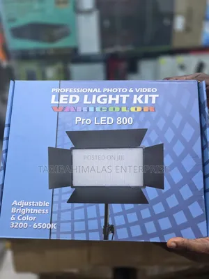 Pro Led 800 Led Light Kit + Stand