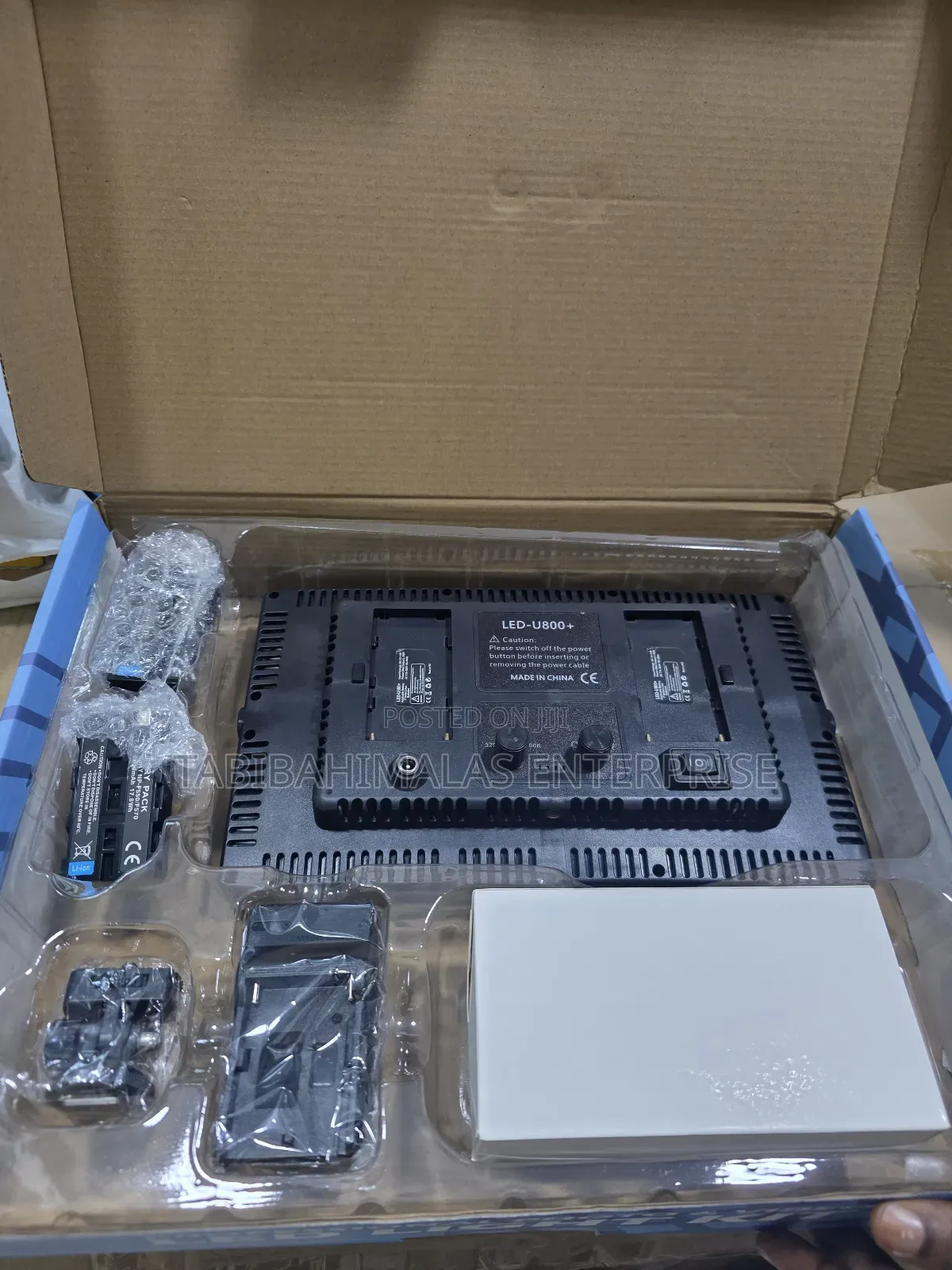 Pro Led 800 Led Light Kit + Stand