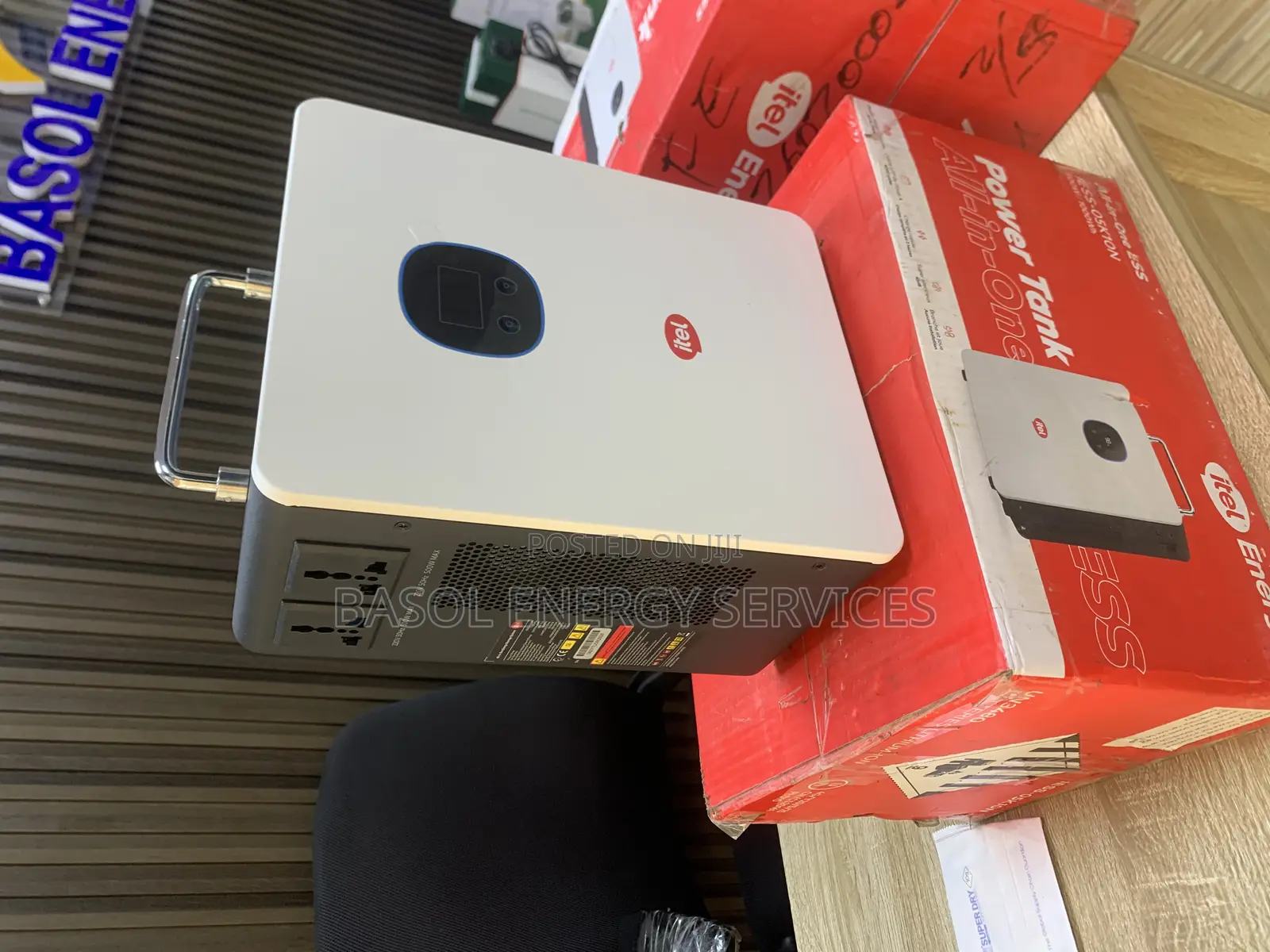 500w Itel Solar Generator