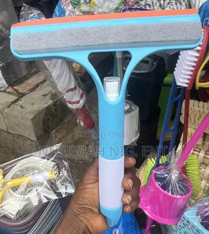 Handheld Glass Wiper With Soap Bottle