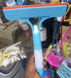 Handheld Glass Wiper With Soap Bottle