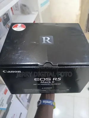 Canon Eos R5 Mark Ii With Lens 24-105mm F4