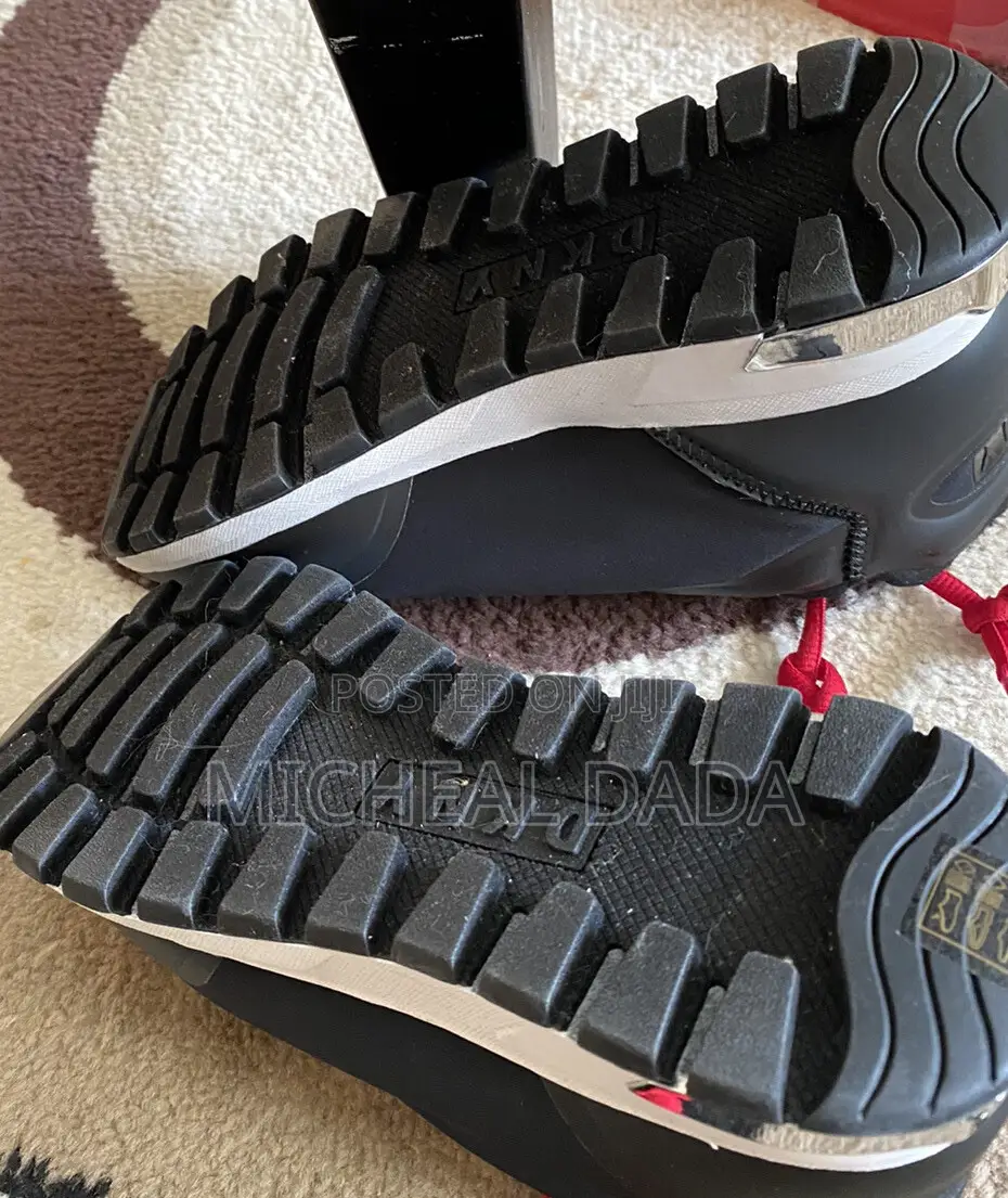 Dkny Lace Up Sneakers - Size 6 Size 42