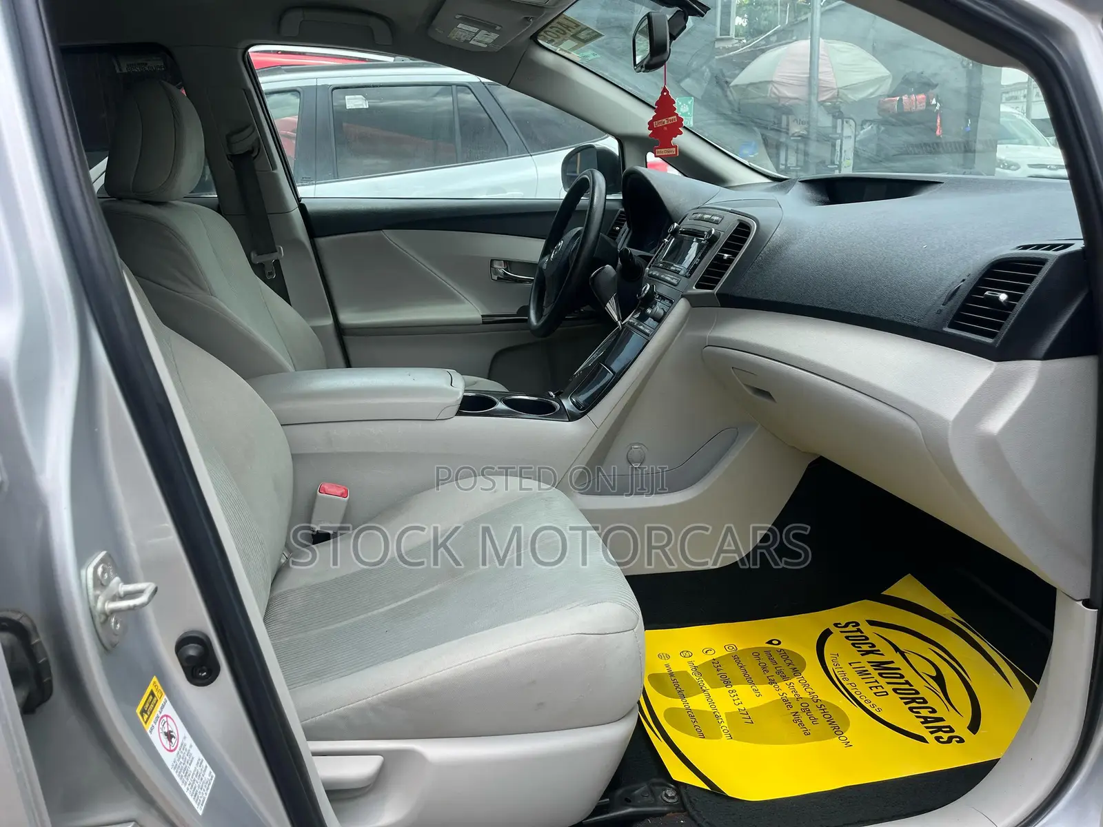 Toyota Venza 2010 Silver