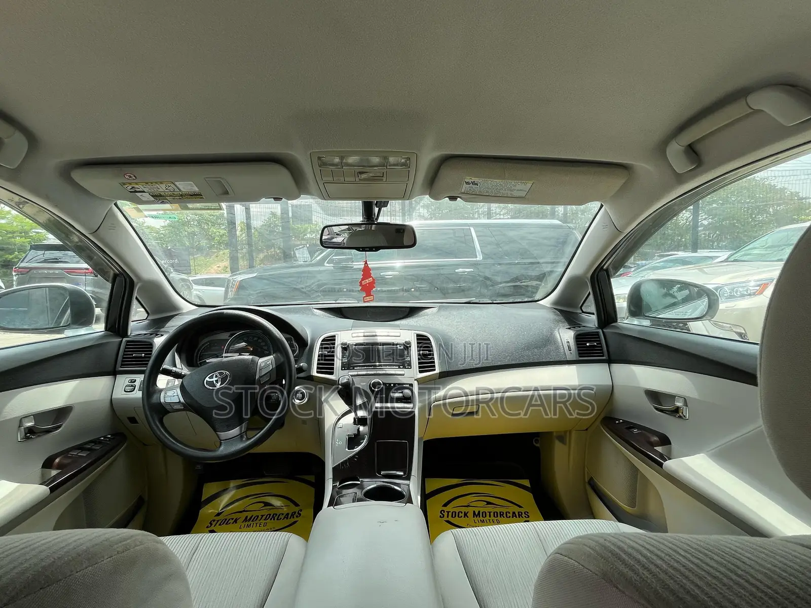 Toyota Venza 2010 Silver