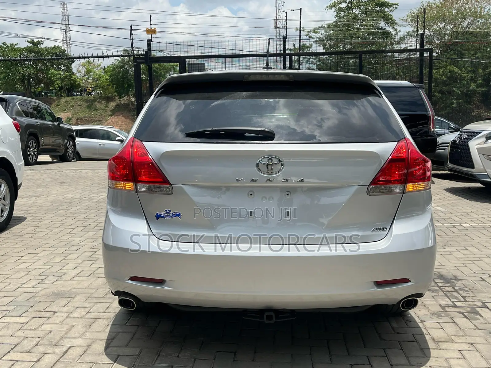 Toyota Venza 2010 Silver
