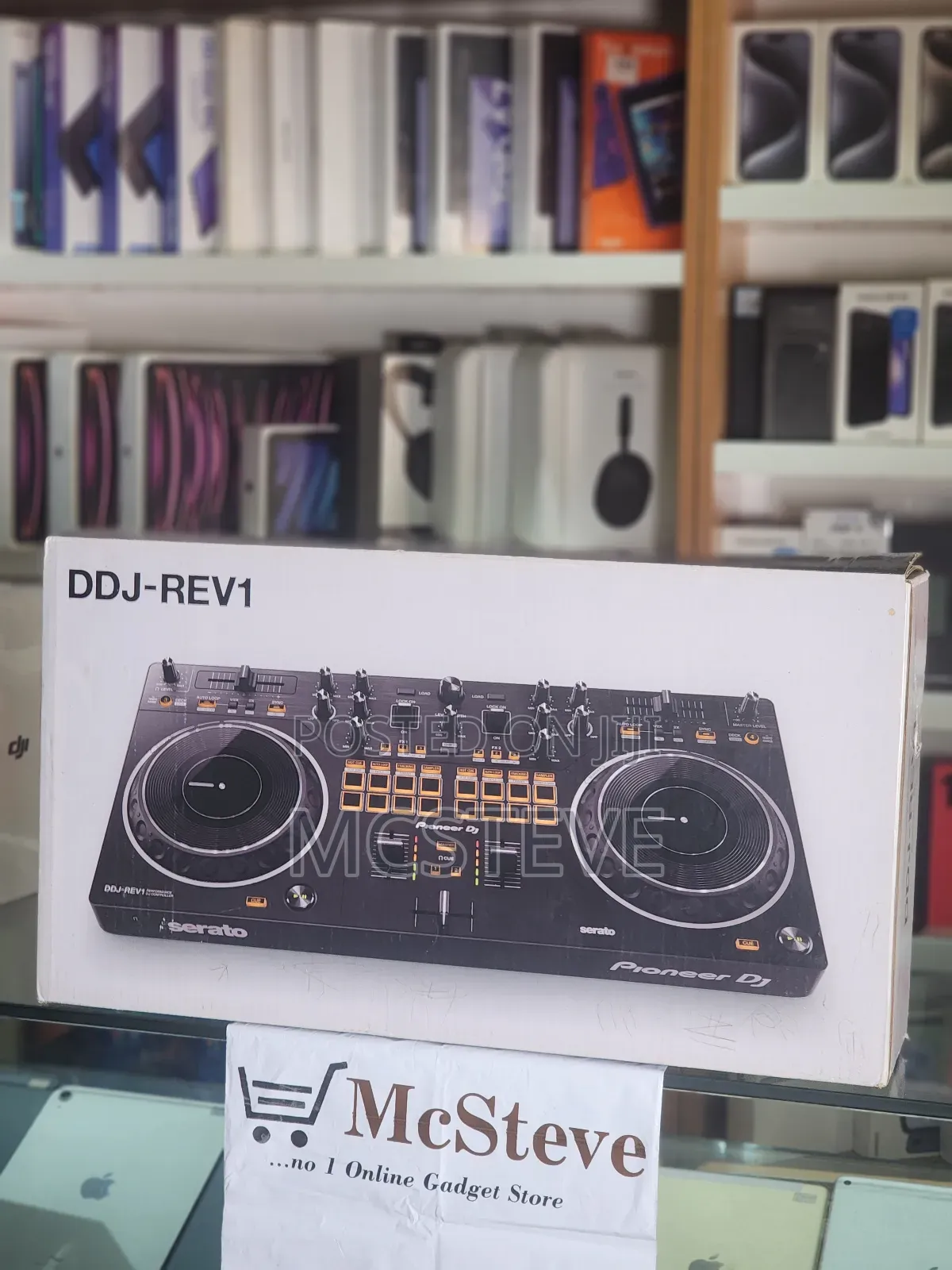 Serato DDJ-Rev1 Dj Controller