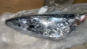 Camry 2005 Headlamp 4bulb