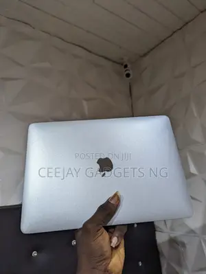 Laptop Apple MacBook Pro 2017 8GB Intel Core i5 SSD 256GB