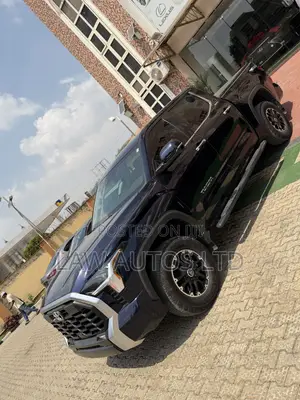 Toyota Tundra Limited Double Cab 6.5' Bed 2024 Blue