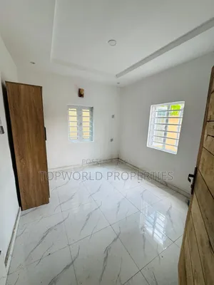3bdrm Apartment in Ogba for sale