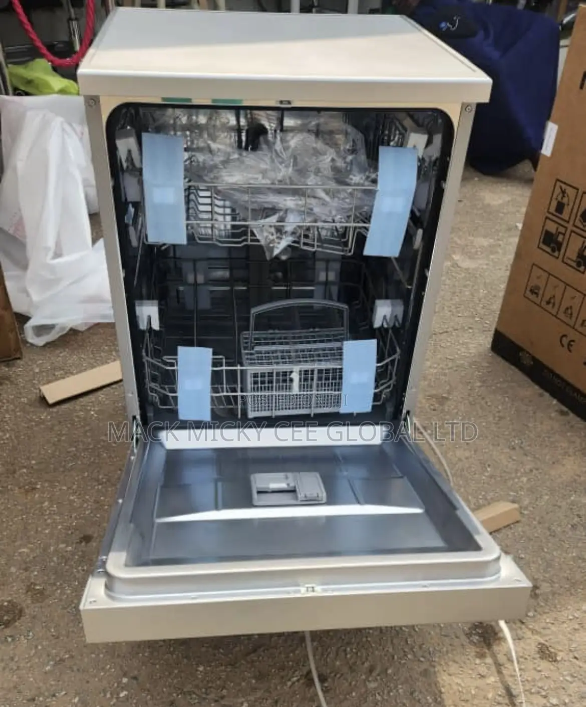 Maxi Dishwasher (Wqp12-5201m)