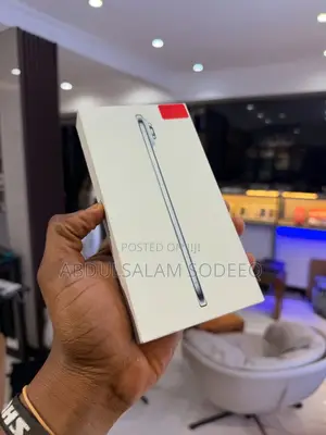New Apple iPhone Air 256 GB Blue