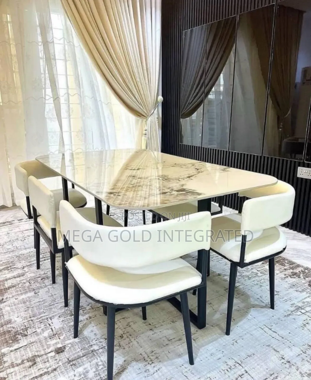 Outstanding Dining Set