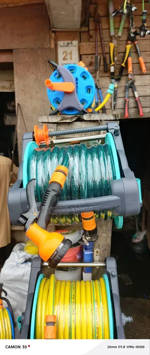 Hose Reel With Wall Hanger