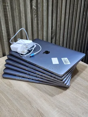 Laptop Apple MacBook Pro 2019 16GB Intel Core i7 SSD 256GB