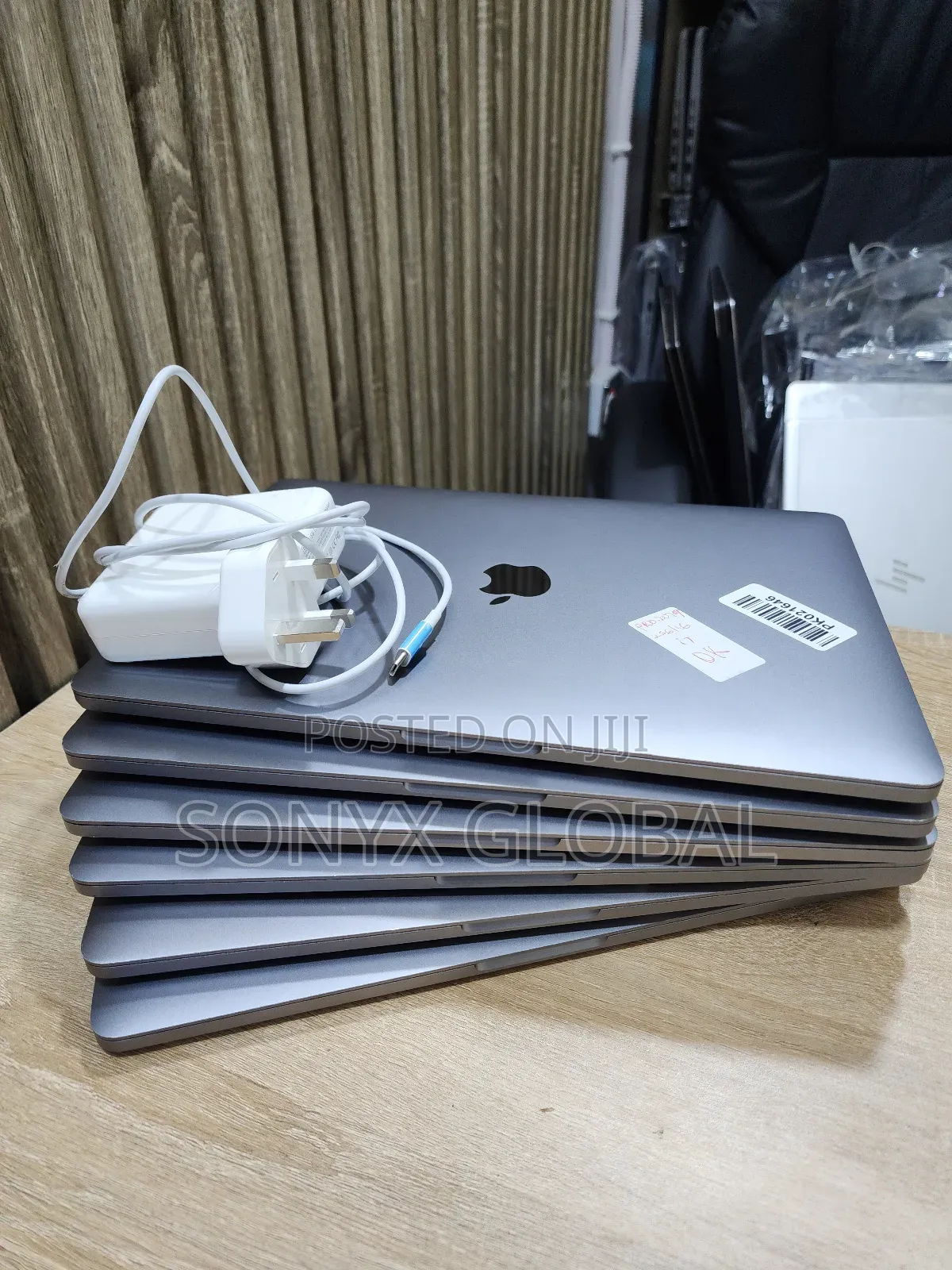Laptop Apple MacBook Pro 2019 16GB Intel Core i7 SSD 256GB