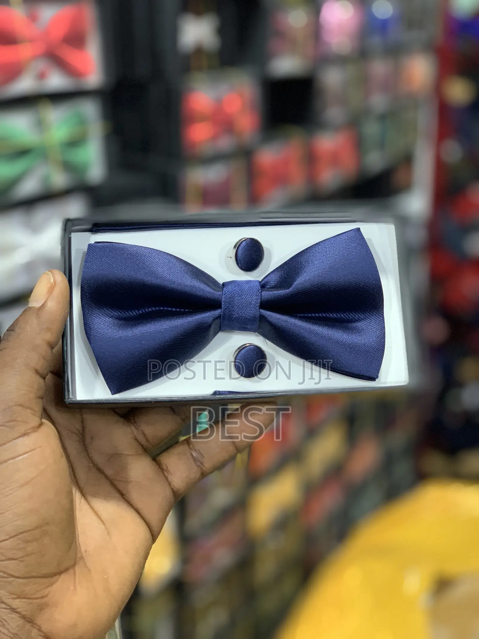 Complete Set Bow Tie With Pocket Square and Cufflinks