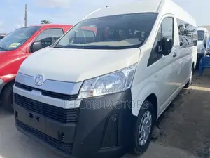 Toyota HiAce 2023 White