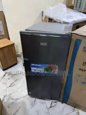 Skyrun 160l Fridge – Compact Storage for Homes Offices