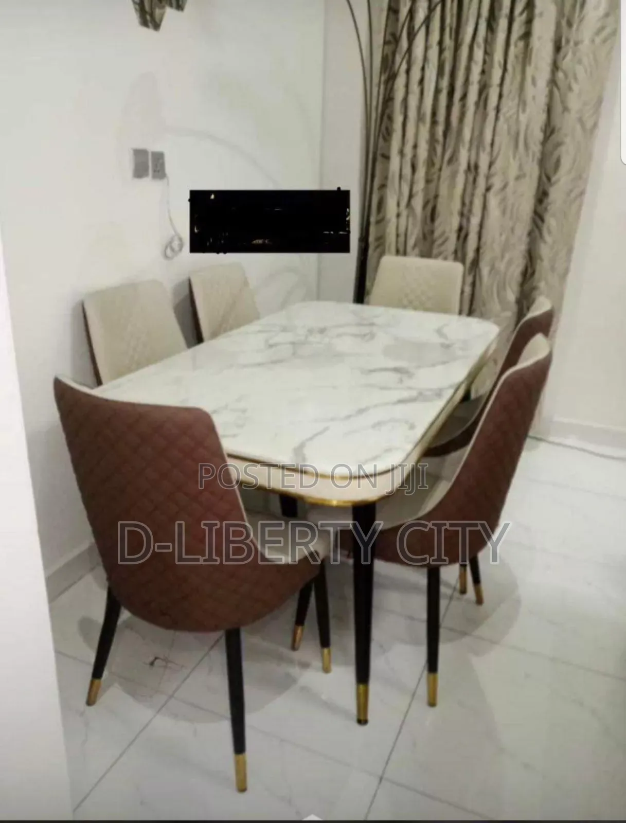 6-in-1 Pin Leg Dining Table