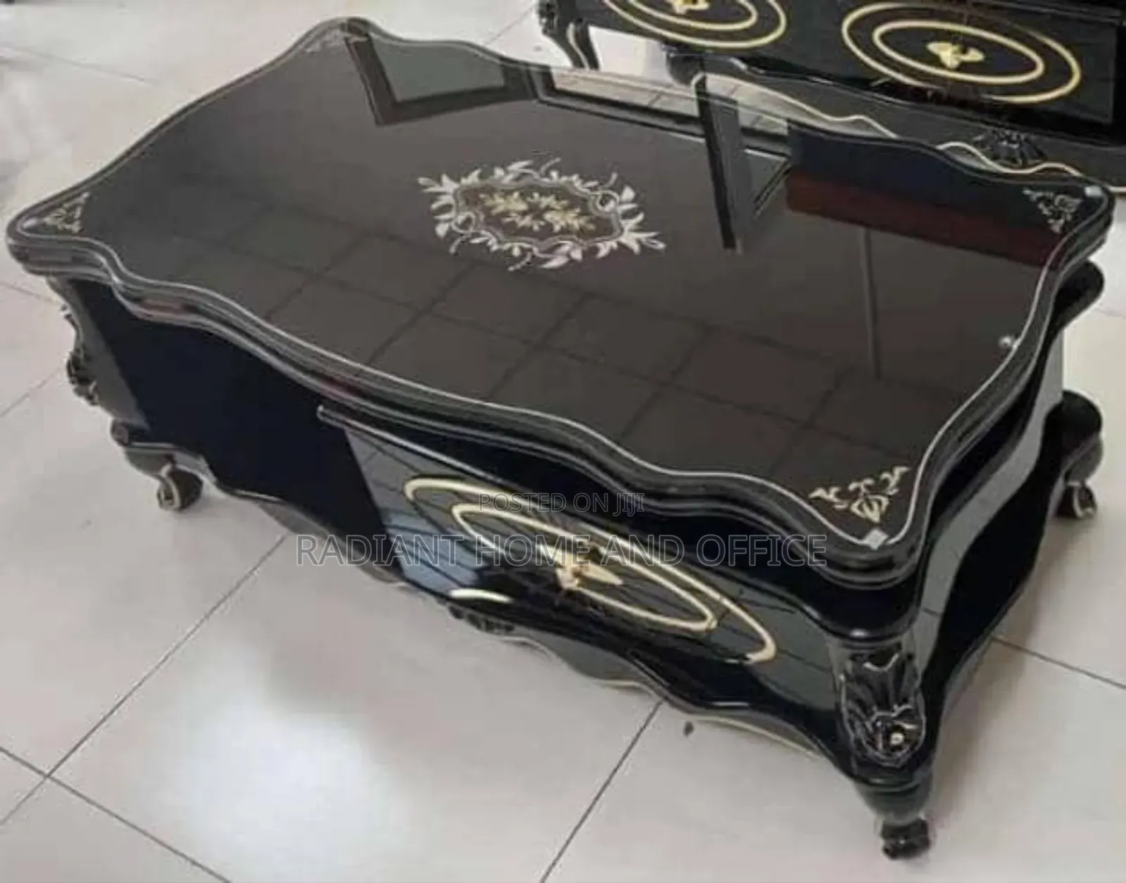 Royal Medium Table and Tv Stand Set