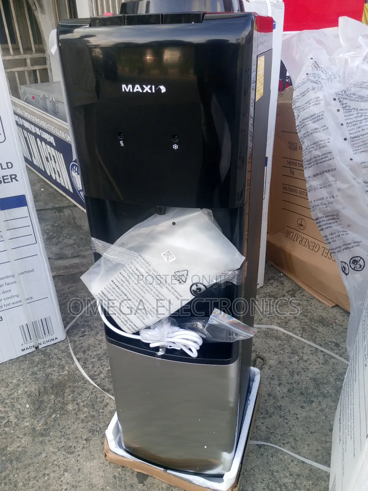 Maxi Water Dispenser