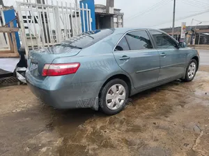 Toyota Camry 2.4 XLE 2008 Green