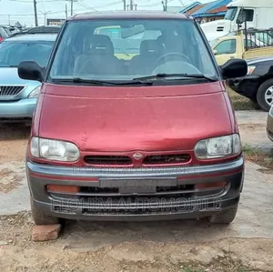 Nissan Serena 1998