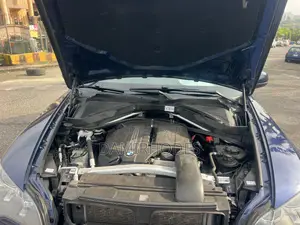 BMW X5 xDrive35i AWD (3.0L 6cyl 8A) 2012 Blue