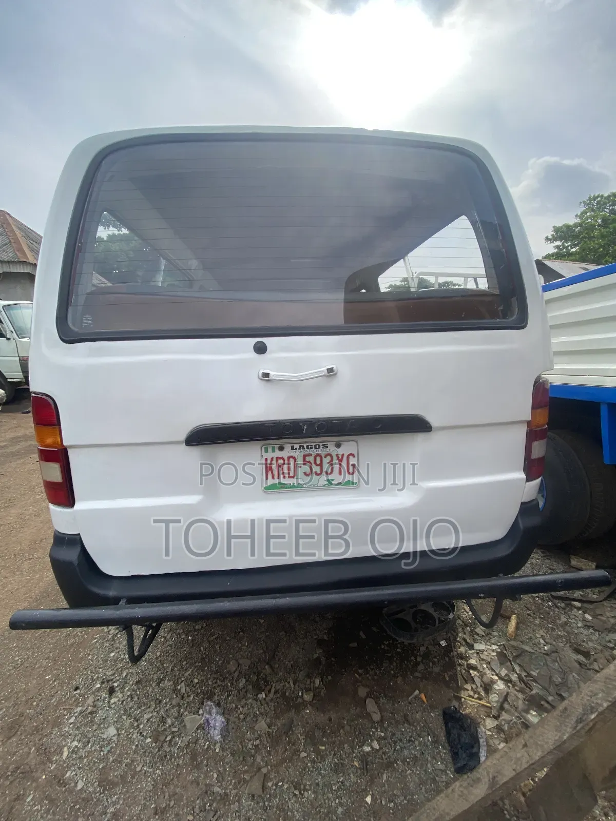 Toyota HiAce 1998 White