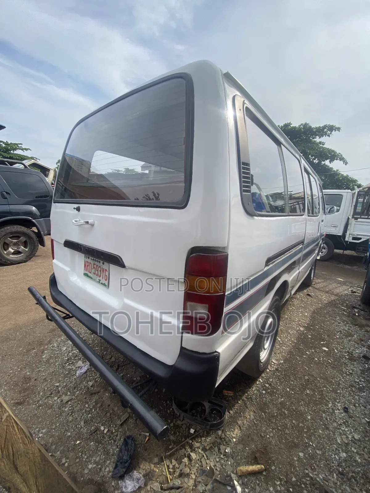 Toyota HiAce 1998 White