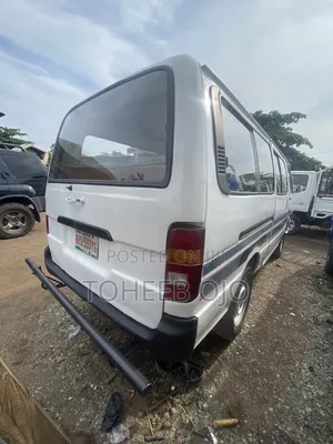 Toyota HiAce 1998 White
