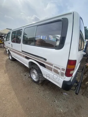 Toyota HiAce 1998 White