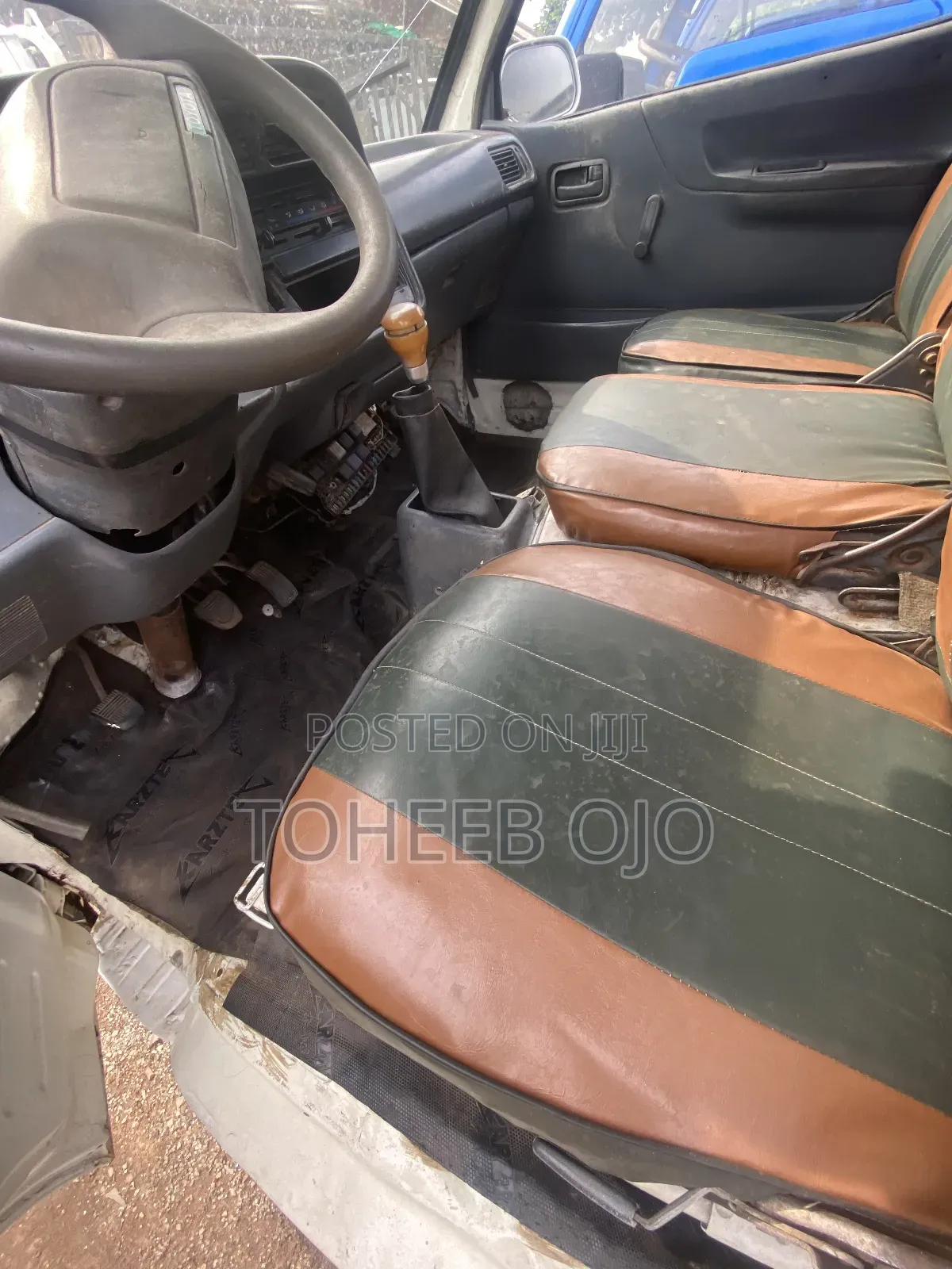 Toyota HiAce 1998 White