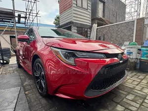 Toyota Corolla LE 2021 Red