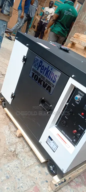 Original Perkins Diesel Generator (Sound Proof)10kv