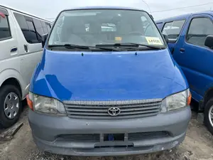 Toyota HiAce 2006 Blue
