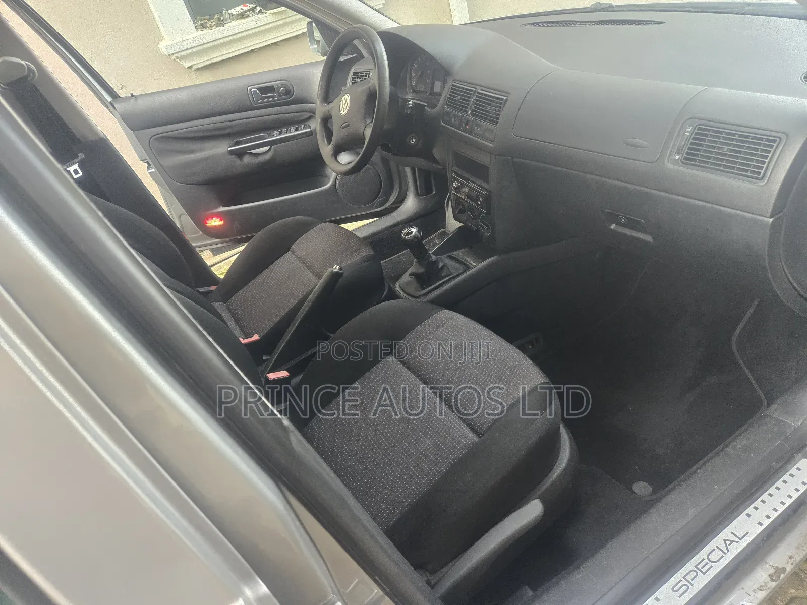 Volkswagen Golf 1.6 2003 Silver