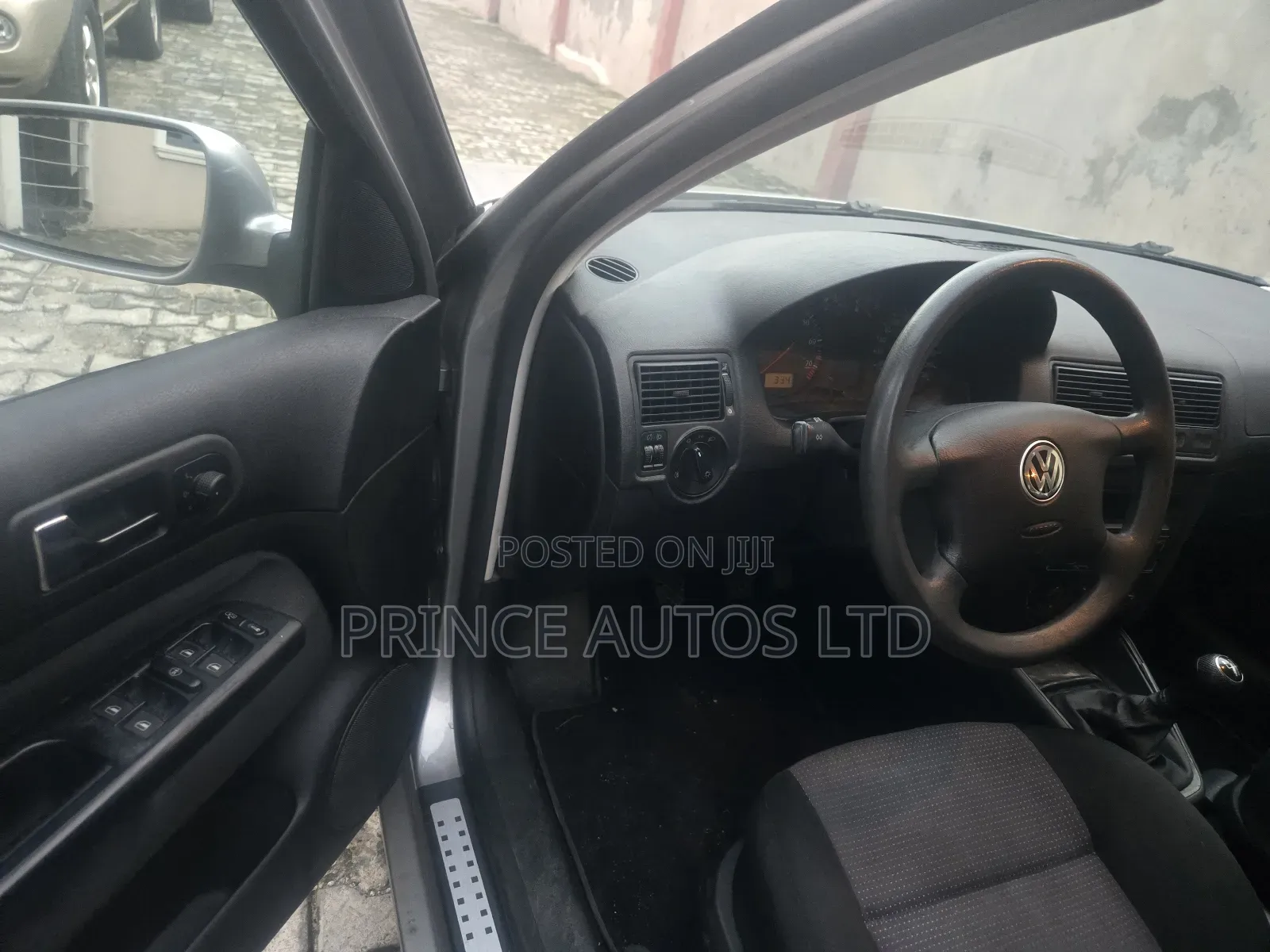 Volkswagen Golf 1.6 2003 Silver